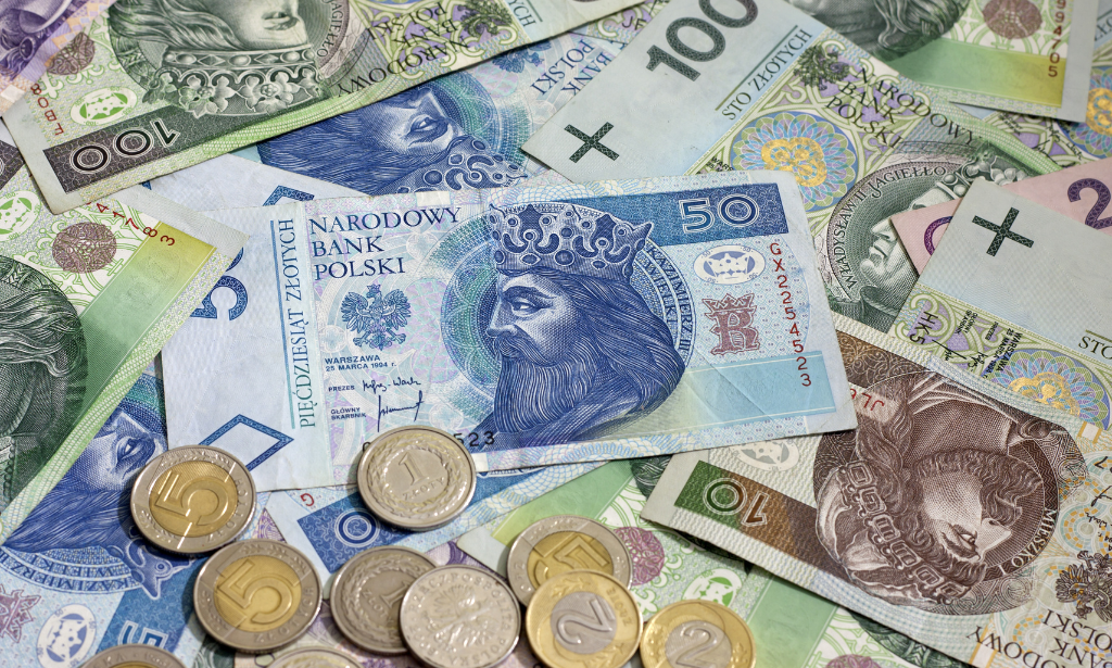 The race to the bottom begins for CE3 central banks