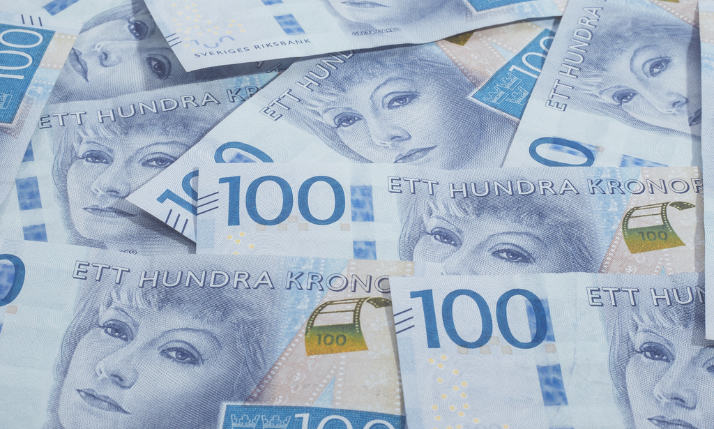SEK rally to continue although headwinds from Riksbank’s FX plan may emerge